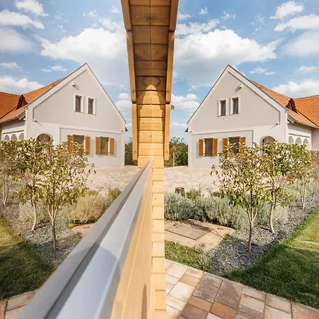 Palo Borbirtok - Bed&wine