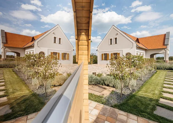 Palo Borbirtok - Bed And Wine